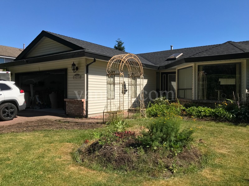 170705154831_Front Yard.JPG